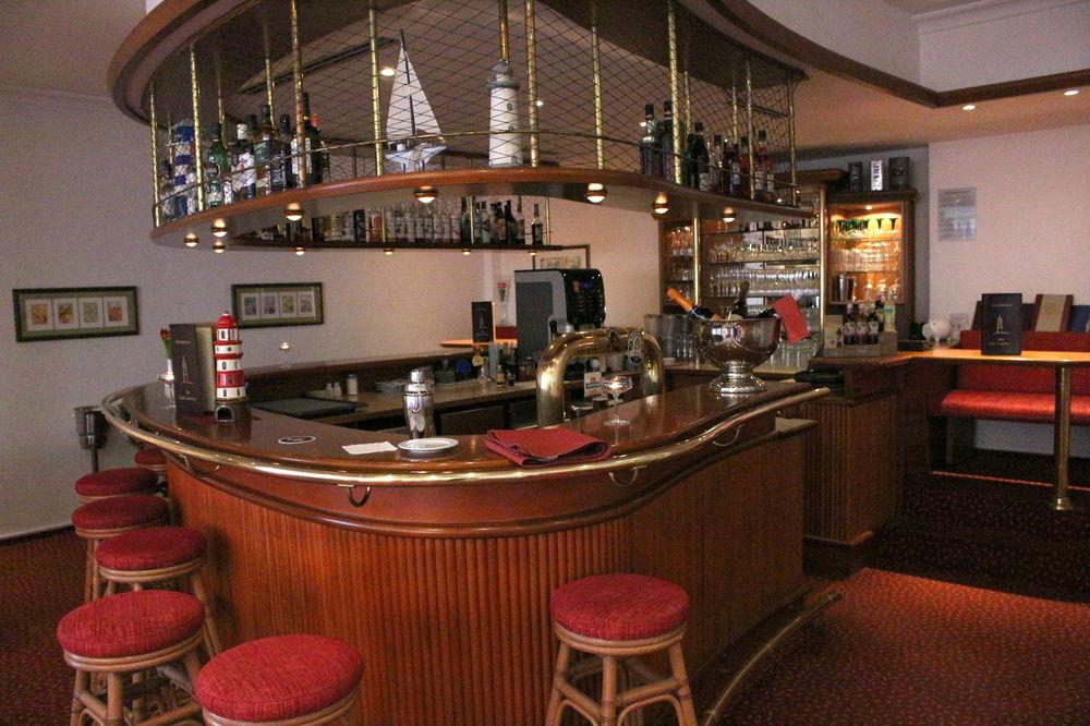 Hotel Elbotel By Centro 3*