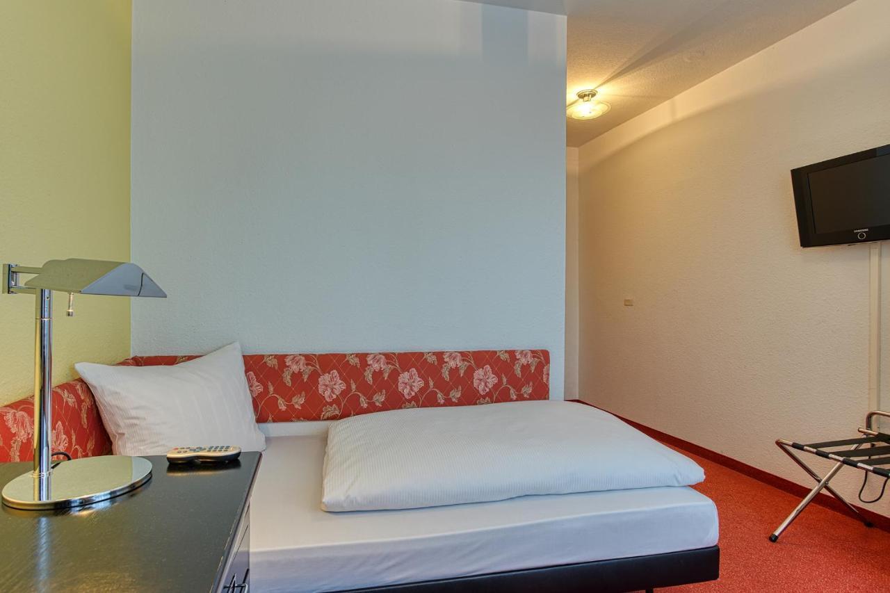 Elbotel By Centro 3*